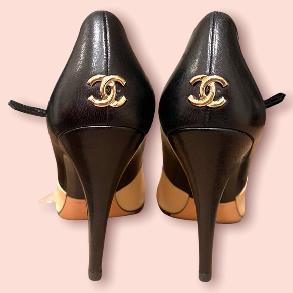 Chanel Black and Beige Mary Jane’s CC Back Logo - Picture 4 of 11